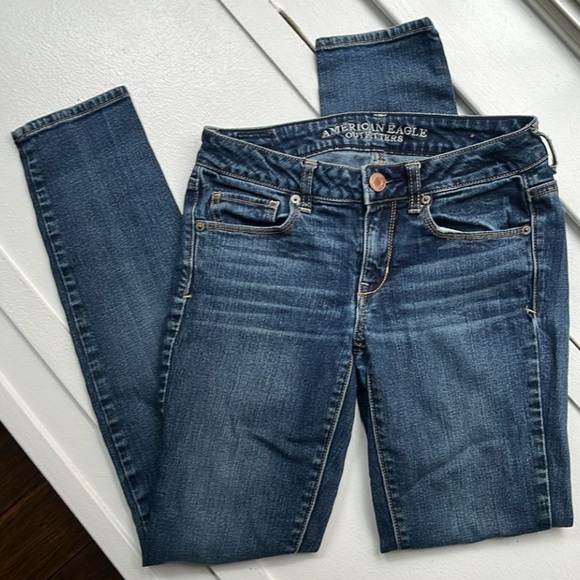 American Eagle Outfitters Denim - 🛍️🐹 American Eagle Outfitters • Skinny Stretch Dark Wash Jeans • Size 4 Regular
